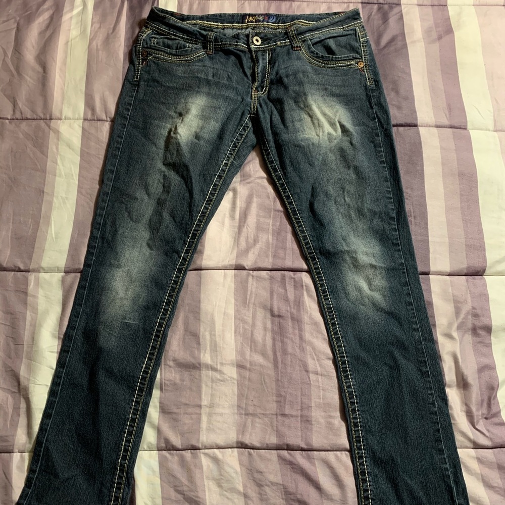 Young women’s straight leg jeans